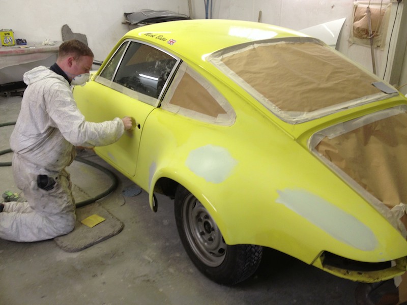 Racing Porsche 911 RSR Restoration
