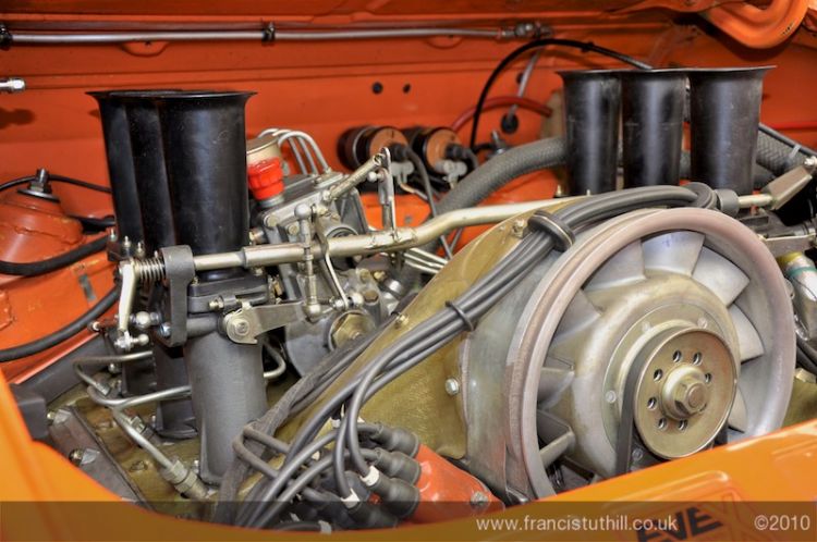 Porsche MFI: Tuthill Rebuild & Overhaul