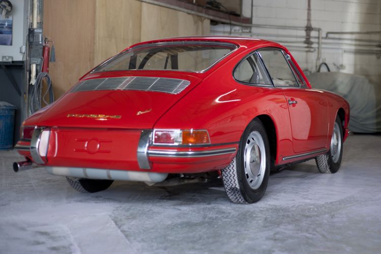 Perfect Porsche 911 SWB Restoration from Tuthill